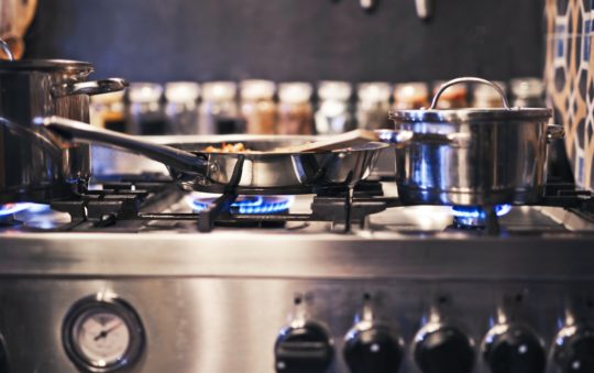 Cook Like a Pro: Find the Best Pans For Gas Stove